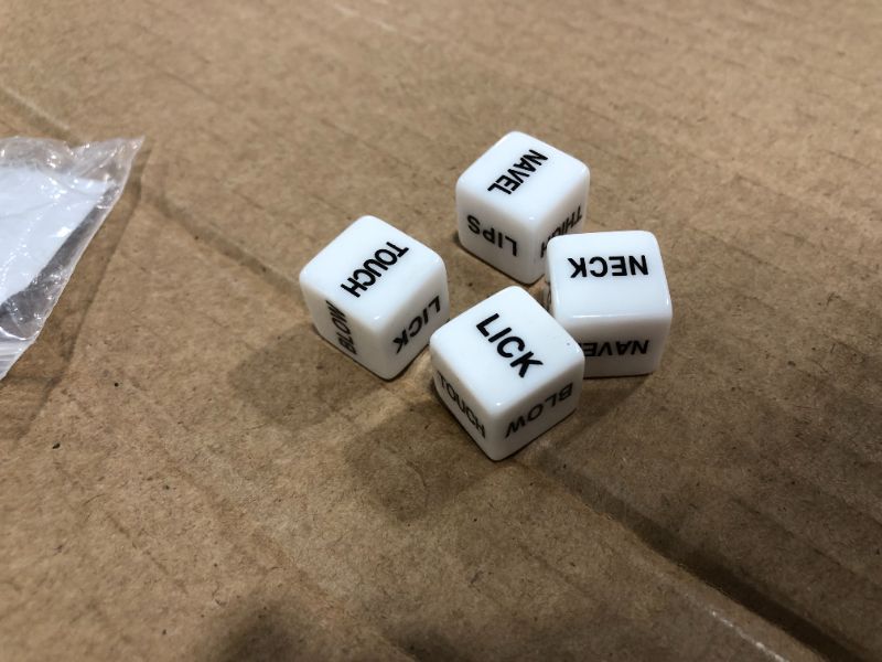 Photo 2 of 4 pcs English fun white couple dice,Dice with action instructions in English,2 pieces to play together,36 ways to play,couple game choices,acrylic.
