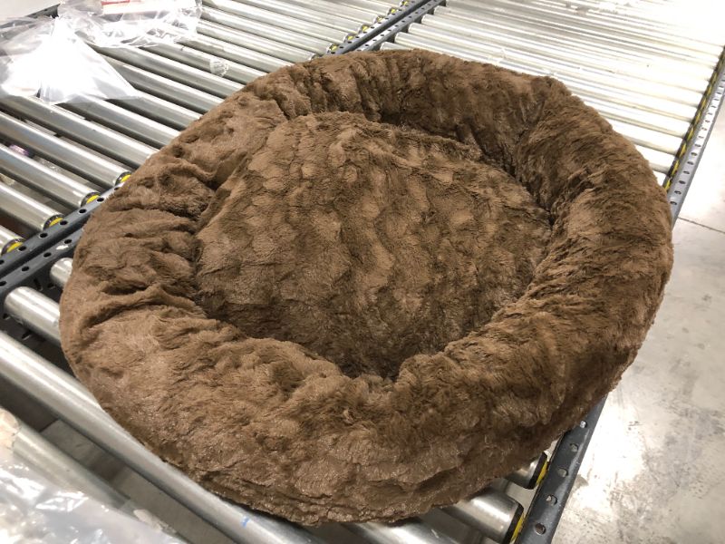Photo 1 of 32 INCH ROUND FUZZY PET BED
