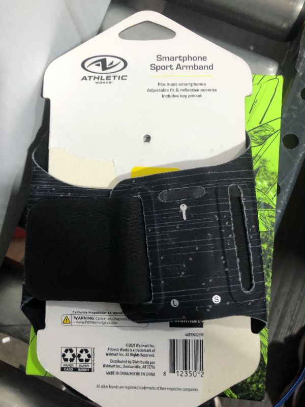 Photo 3 of Athletic Works Smartphone Armband