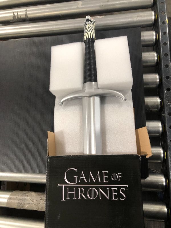 Photo 3 of Game of Thrones longclaw foam sword