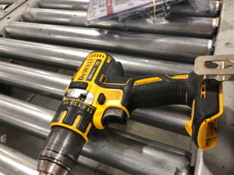 Photo 4 of DEWALT 20V MAX XR Brushless Drill/Driver with 3 Speeds - Bare Too (unable to test)