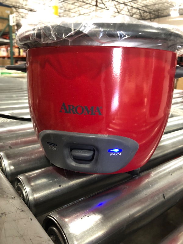 Photo 1 of Aroma 6-Cup Rice Cooker and Food Steamer