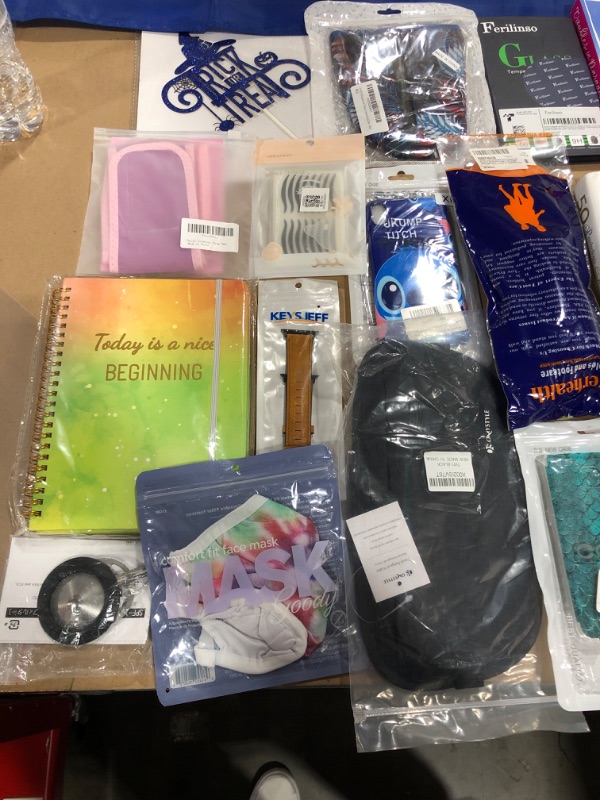 Photo 2 of BAG BUNDLE (VARIETY ITEMS) 