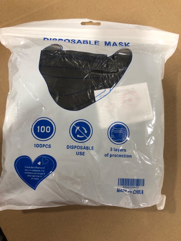 Photo 1 of 100 pc disposable face mask 