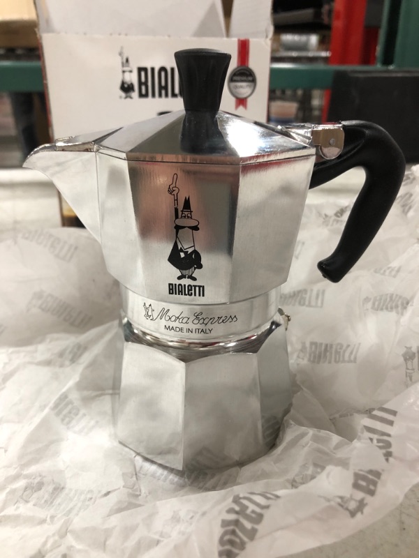 Photo 3 of Bialetti - Moka Express: Iconic Stovetop Espresso Maker, Makes Real Italian Coffee, Moka Pot 12 Cups (22 Oz - 670 Ml), Aluminium, Silver
