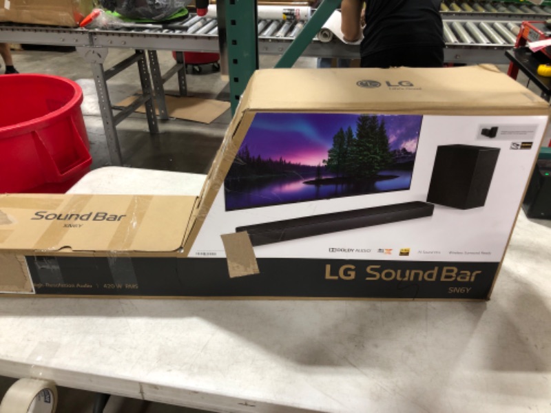 Photo 6 of LG SN6Y Sound Bar w/Subwoofer, 3.1ch, 420W Power, High ResolutionAudio, DTS Virtual:X, AI Sound Pro, Bluetooth, Black
