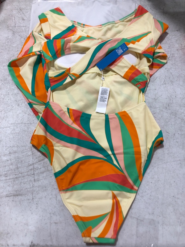 Photo 4 of Dancing Ribbon Cross Back Strap Long Sleeve Swimsuit
LOT OF 2. SIZES SMALL & MEDIUM.