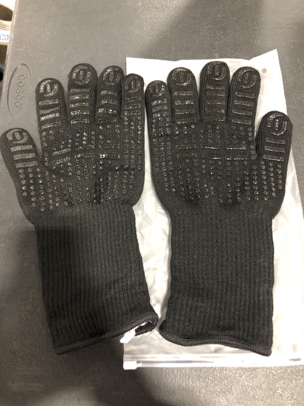 Photo 3 of Bestargot BBQ Gloves Grilling Gloves 1472? Heat Resistant Kitchen Gloves Oven Mitts, Silicone Non-Slip, Oven Gloves 14‘’ Extra Long, for Cooking Gloves Baking Cutting Welding
