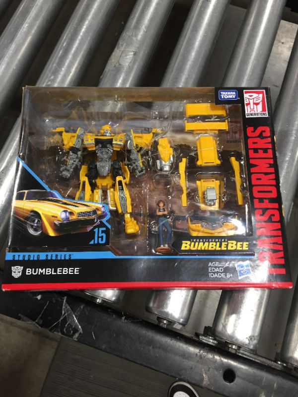 Photo 2 of Transformers Studio Series Deluxe Class Rebekah's Garage Bumblebee with Charlie Exclusive Figure
