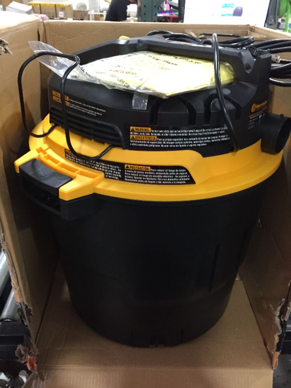 Photo 2 of Vacmaster VJH1612PF 0201 Wet and Dry Vacuum
