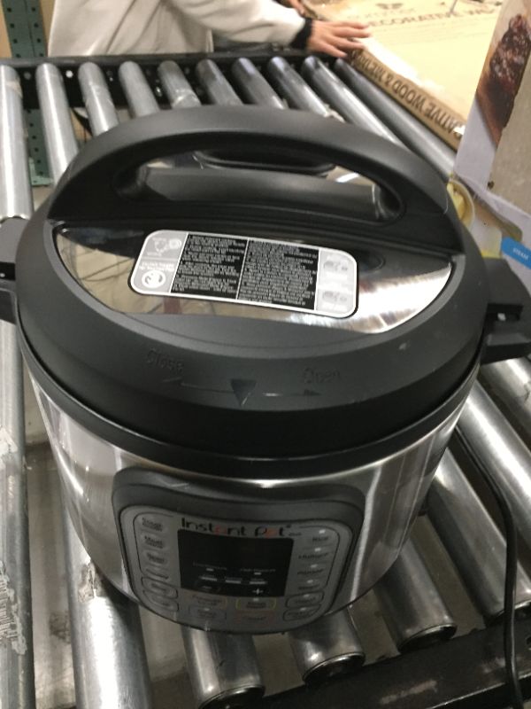 Photo 2 of Instant Pot DUO60 7-in-1 Programmable Pressure Cooker 6-Qt.
