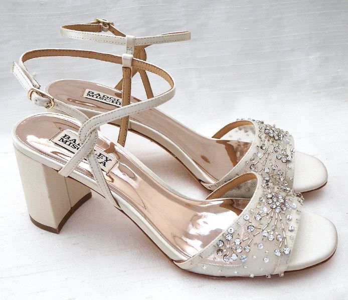 Photo 1 of Badgley Mischka Blaine, Ivory--- size 10
