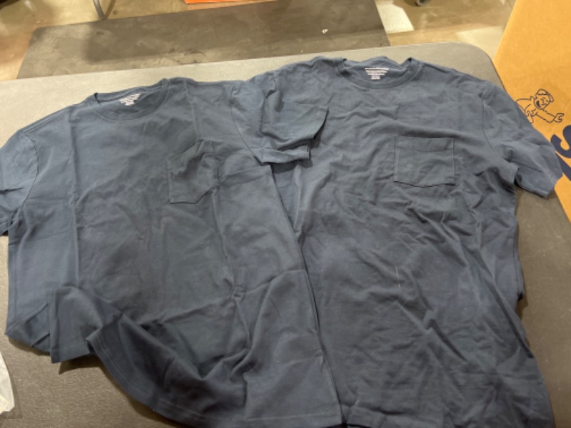 Photo 2 of Amazon Essentials Men's 2-Pack Regular-Fit Short-Sleeve Crewneck Pocket T-Shirt, Small