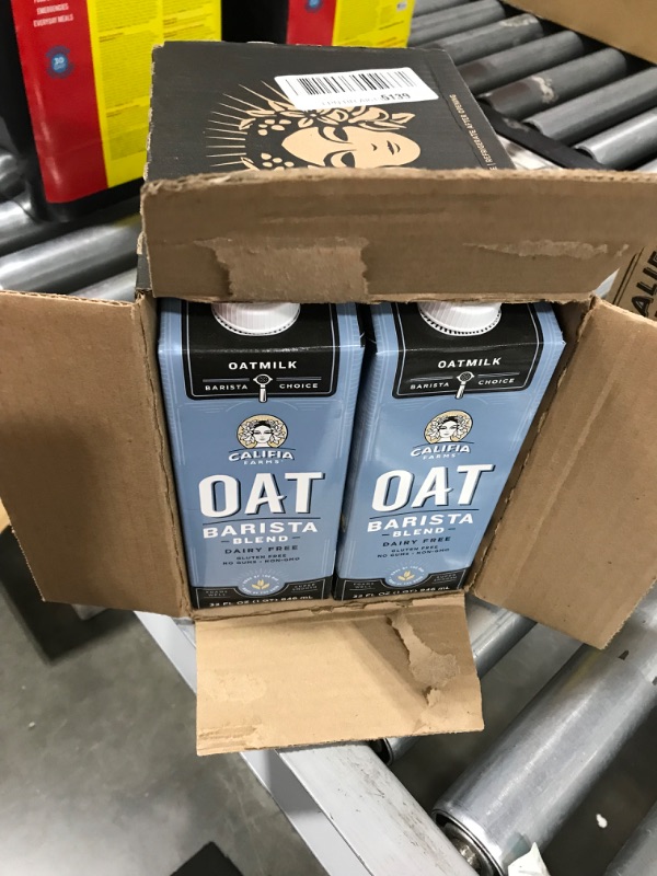 Photo 1 of (6 pack) Califia Farms Unsweetened Oatmilk Barista Blend, 32 Oz , Whole Rolled Oats , Dairy Free , Gluten-Free , Vegan , Plant Based , Non-GMO
expires april 28 ,22