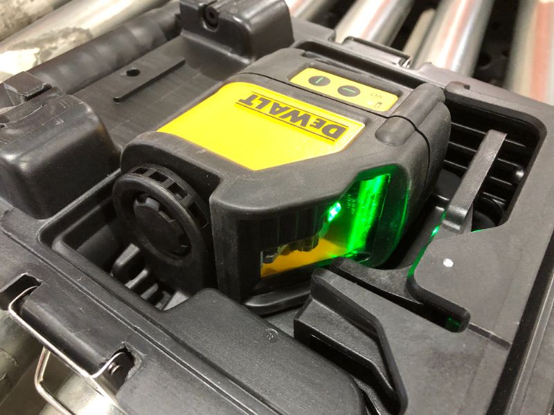 Photo 3 of 165 ft. Green Self-Leveling Cross Line Laser Level with (3) AAA Batteries & Case
