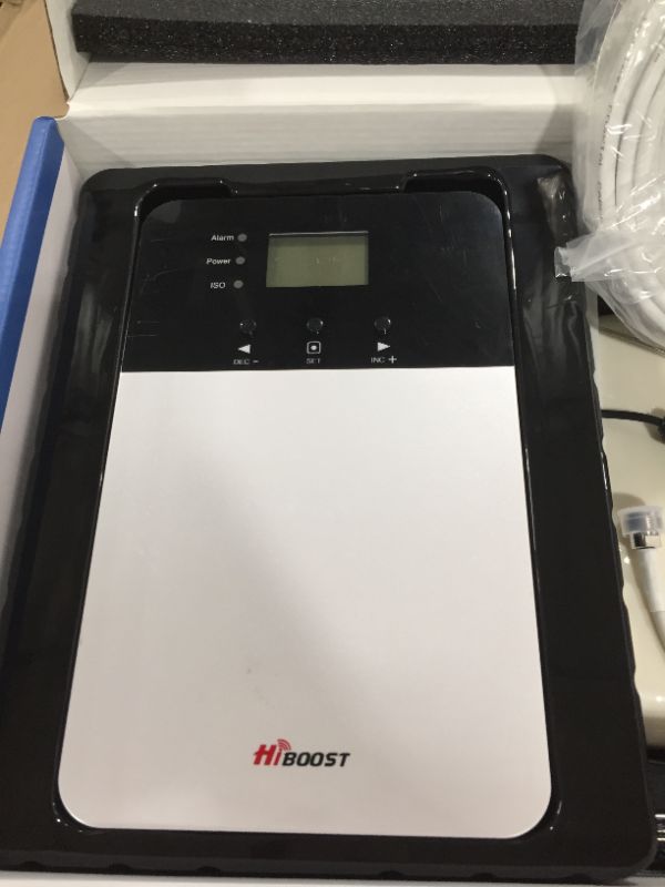 Photo 2 of HiBoost X00286ZTX3 4K Plus Cell Phone Signal Booster
