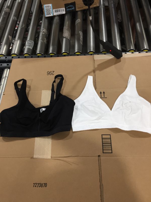 Photo 2 of Fruit of the Loom Women's Seamed Unlined Wirefree Bra (2)
black and white
Size- 42 C