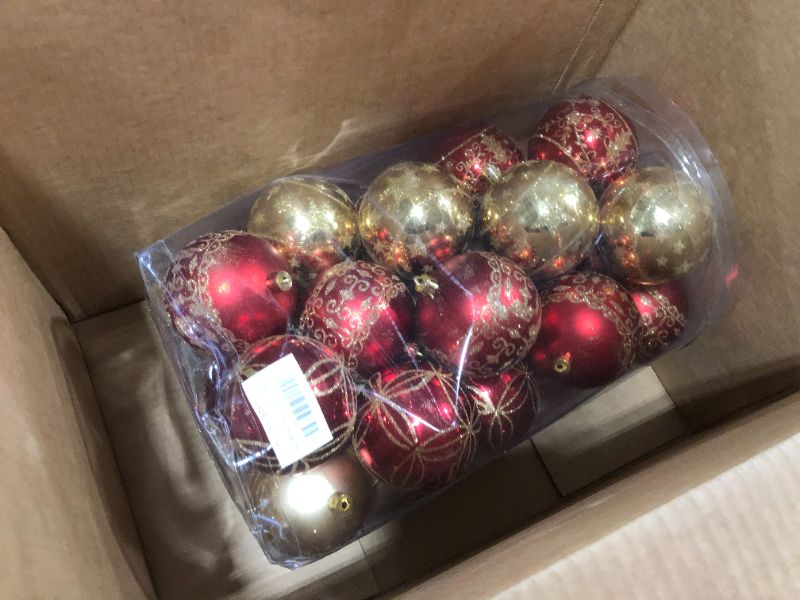 Photo 2 of Christmas Ball Ornaments Set Red and Gold, 25 pcs 3.15” Christmas Shatterproof Balls Set for Xmas Tree Traditional Christmas Tree Decorations Set Hanging Baubles Ornaments for Wedding Party Home Decor
