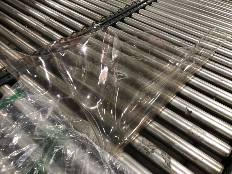 Photo 1 of 4 FT ROUND INDOOR PLASTIC MAT CLEAR