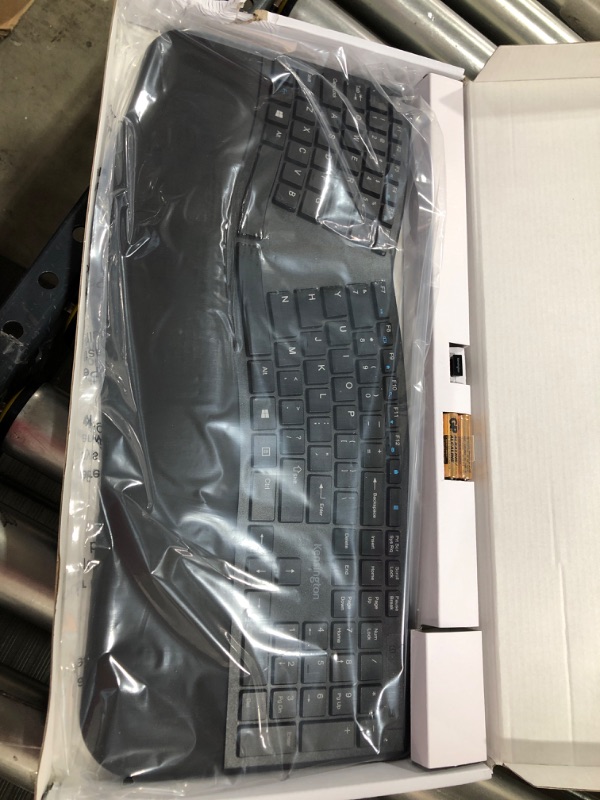 Photo 2 of Pro Fit Ergo K75401US Wireless Keyboard