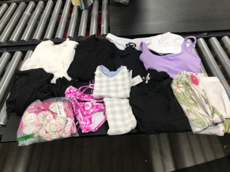 Photo 1 of CLOTHING BAG LOT!!! SIZES VARY 