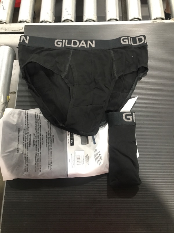 Photo 2 of Gildan Men Cotton Stretch Briefs 5-Pack. Size Large
