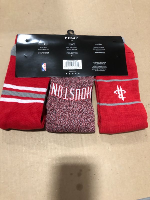 Photo 2 of NBA mens 3pk Baseline Crew Socks
