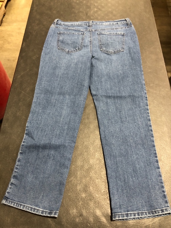 Photo 5 of Gloria Vanderbilt Women's Plus Size Amanda Classic High Rise Tapered Jean
SIZE 12. NEW WITHOUT TAGS.