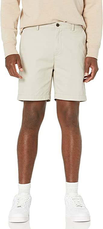 Photo 1 of Amazon Essentials Men's Slim-fit 7" Short
SIZE 31. 