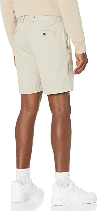 Photo 2 of Amazon Essentials Men's Slim-fit 7" Short
SIZE 31. 