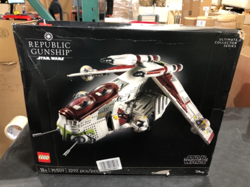 Photo 2 of LEGO Star Wars Republic Gunship 75309 Building Kit; Cool, Ultimate Collector Series Build-and-Display Model (3,292 Pieces)
