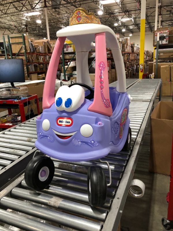 Photo 3 of Little Tikes Fairy Cozy Coupe (Amazon Exclusive)
