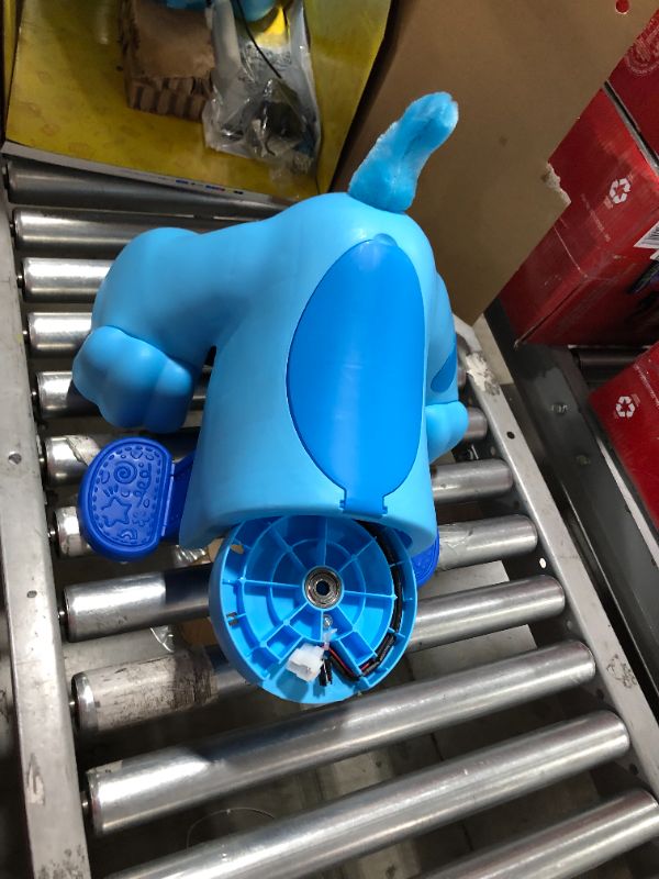 Photo 1 of NICKELODEON SNACK TIME BLUES CLUES 6V RIDE ON