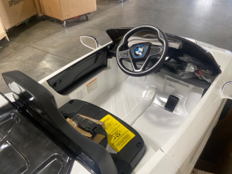 Photo 4 of BMW 6 Volt i8 Coupe by Dynacraft For Kids	