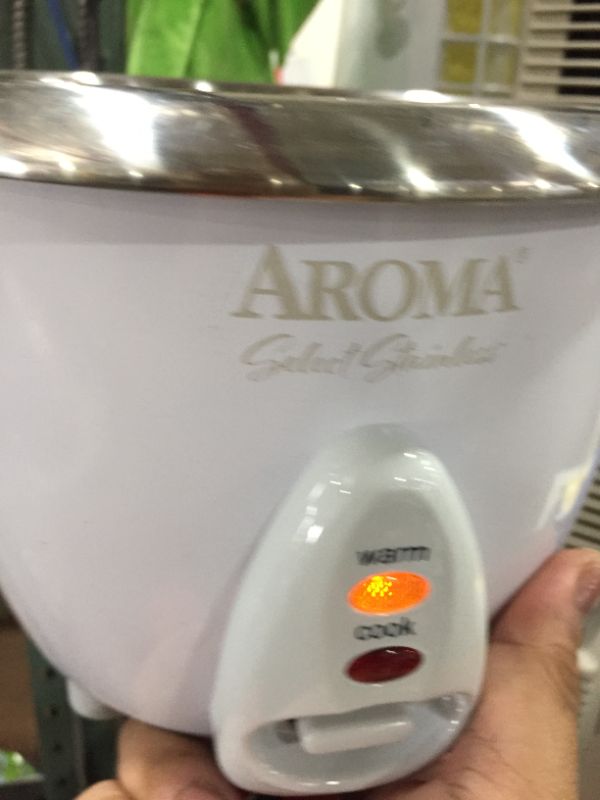 Photo 1 of Aroma Housewares 6-Cup (Cooked) / 1.2Qt. Select Stainless Pot-Style Rice Cooker, & Food Steamer, One-Touch Operation, White
