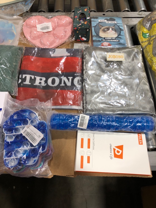 Photo 4 of BAG BUNDLE (VARIETY ITEMS)