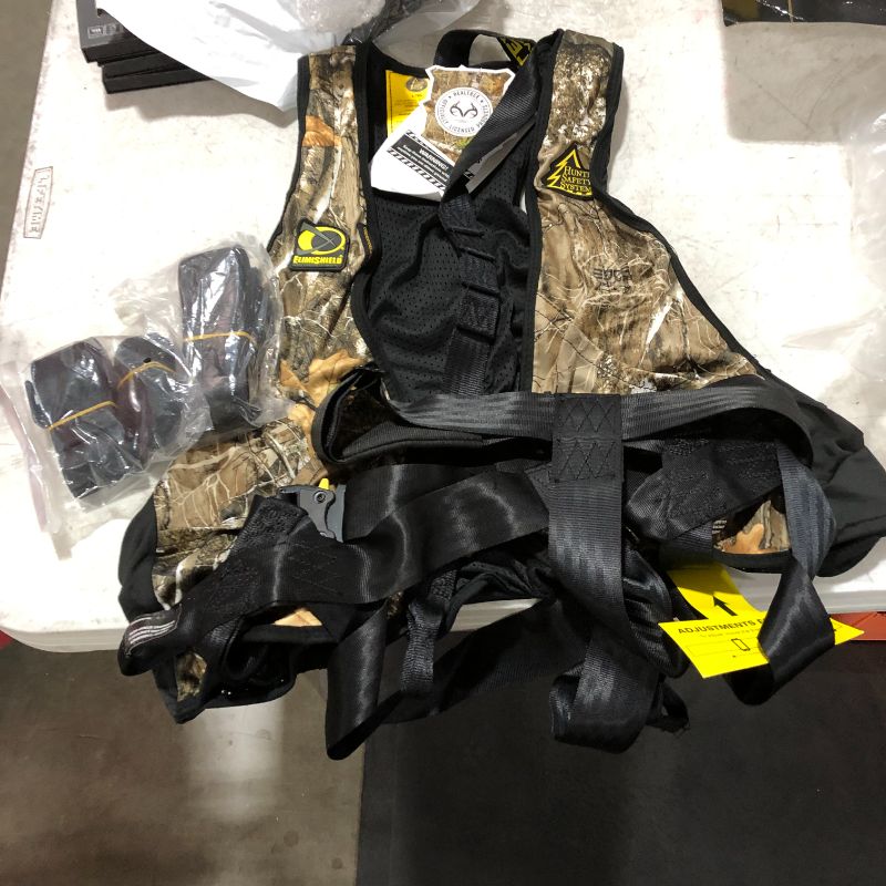 Photo 2 of Hunter Safety System Treestalker II Safety Vest/Harness size Large/XL
