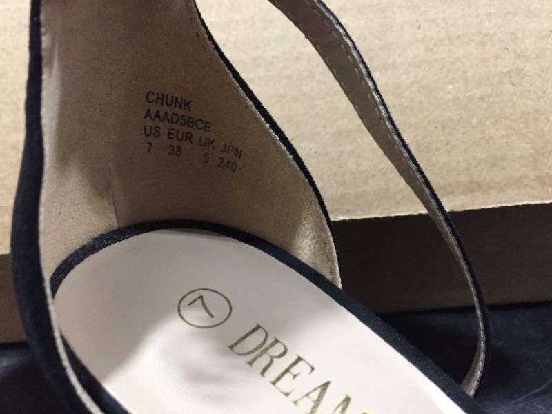 Photo 4 of  Dream Paris Shoes for Women's Size 7 