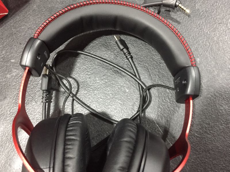 Photo 1 of HyperX Cloud II Wireless - Gaming Headset for PC, PS4/PS5, Nintendo Switch, Long Lasting Battery Up to 30 Hours, 7.1 Surround Sound, Memory Foam, Detachable Noise Cancelling Microphone, Mic Monitoring
