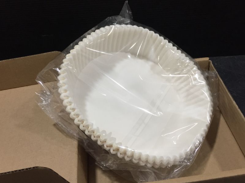 Photo 1 of Air Fryer Disposable Paper Liner, Non Stick Air Fryer Parchment Paper, 50Pcs Food Grade Oil-proof Waterproof Parchment Paper for Baking Cooking Microwave Frying Pan (White)

