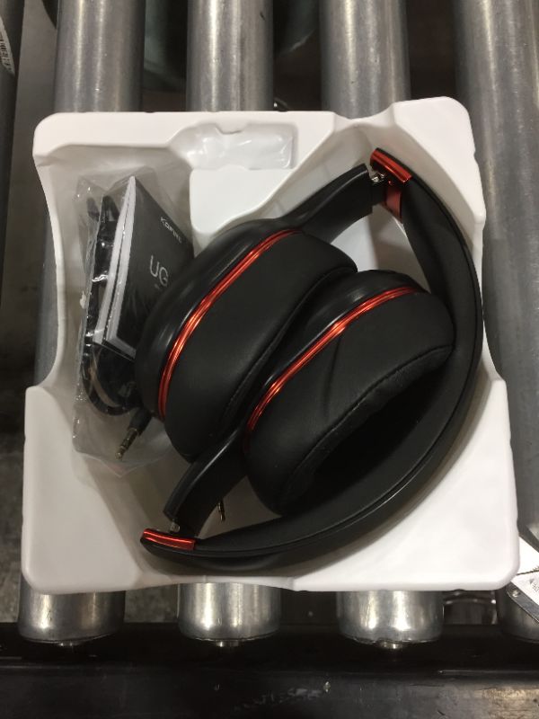 Photo 2 of ug-05 wireless headphones, red