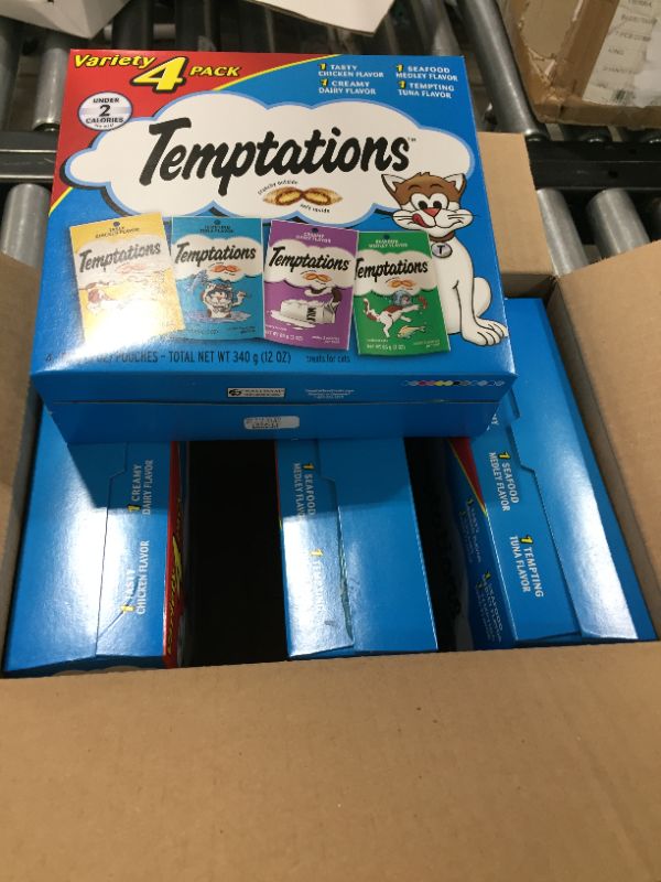 Photo 1 of BOX OF 4 - Temptations Crunchy and Soft Cat Treats Feline Favorites Variety Pack Seafood Medley, Chicken, Creamy Dairy & Tuna - 3.0 Oz X 4 Pack
