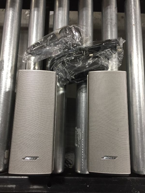 Photo 2 of Bose Companion 20 multimedia speaker system, SILVER
