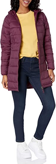 Photo 1 of Amazon Essentials Women's Lightweight Water-Resistant Hooded Puffer Coat (Available in Plus Size)
