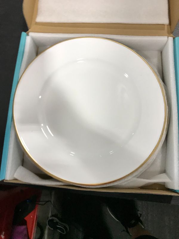 Photo 2 of 6 pack of white plates.