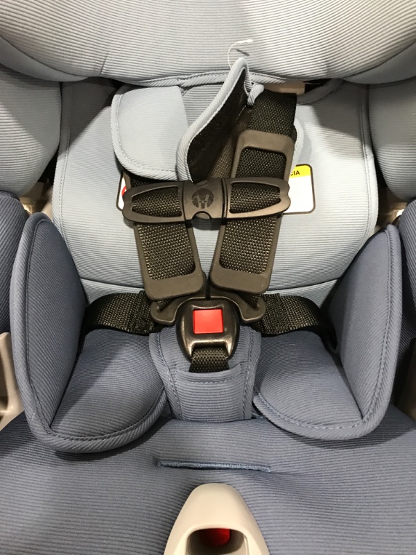 Photo 4 of Britax Advocate Clicktight Convertible Car Seat, Blue Ombre SafeWash  ****DIRTY SPOT***