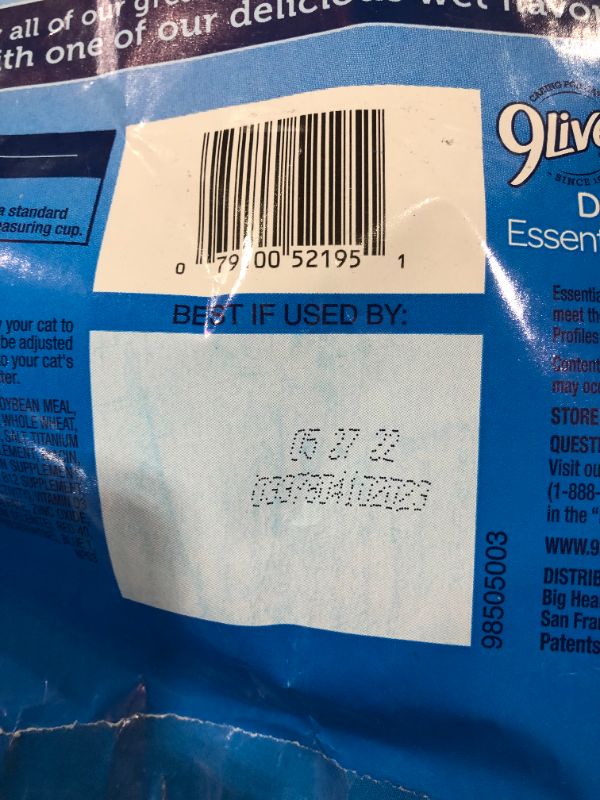 Photo 3 of 9Lives Daily Essentials Chicken, Beef & Salmon Flavors Adult Complete & Balanced

