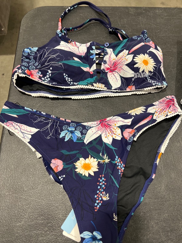 Photo 2 of Navy Floral Cutout Bikini SIZE XL 