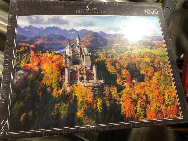 Photo 1 of 1000 PIECE CASTLE IN AUTUMN PUZZLE