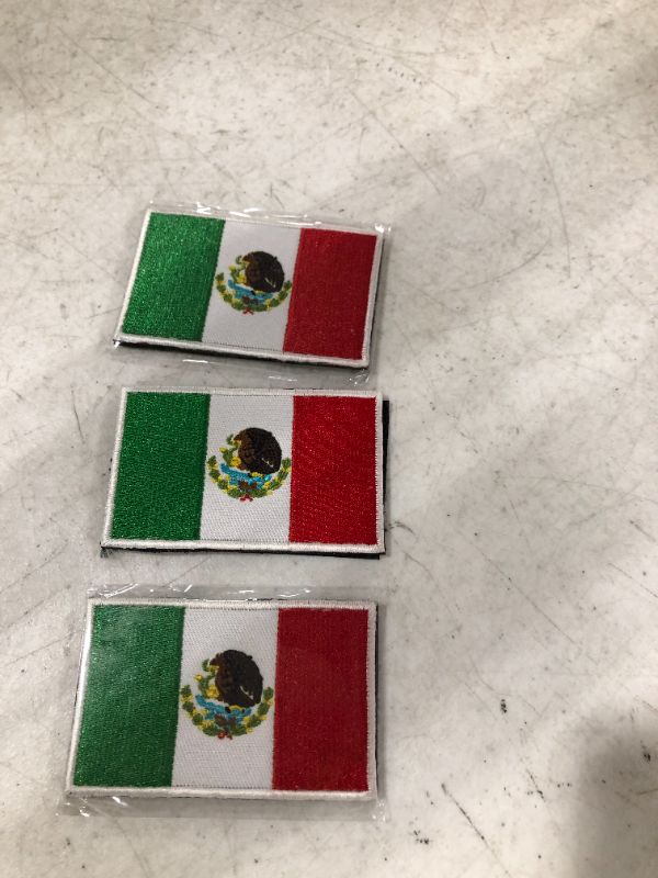 Photo 2 of JBCD 3 Pack Mexico Patch PVC Mexican Patch Flag for Backpacks Caps Military Uniform, Hook & Loop Fasteners Emblem Patch Tactical Gears
